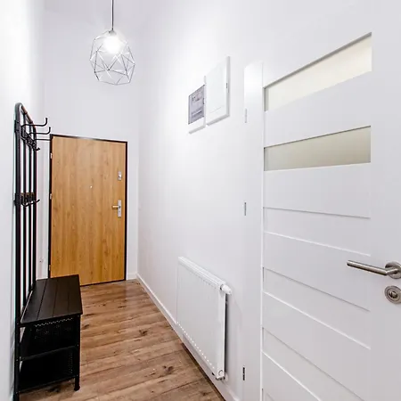 Apartament Delux Stara Oficyna 10 *